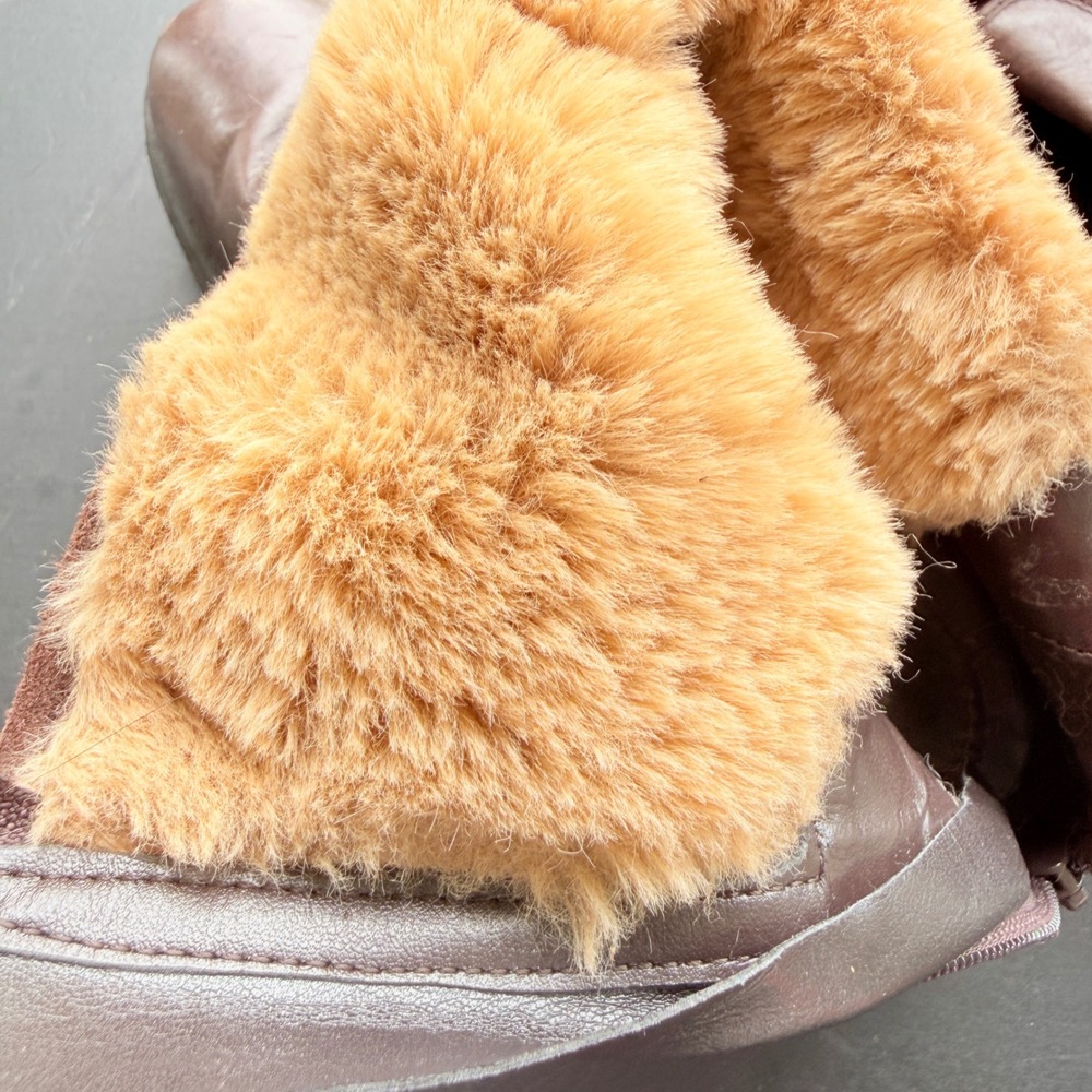 Larnica Brown Leather Suede Lug Sole Faux Fur Lined Boots Size 40 Made in Italy - Picture 2 of 12